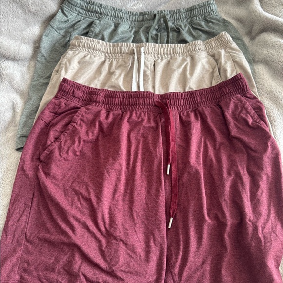 Men's Soft Stretch Shorts 7" - All In Motion™ Size L - Picture 3 of 6